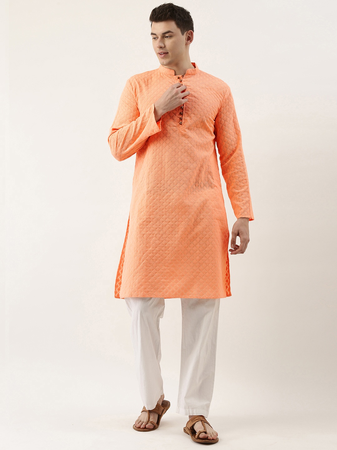 

SWAGG INDIA Men Peach-Coloured Ethnic Motifs Embroidered Chikankari Kurta