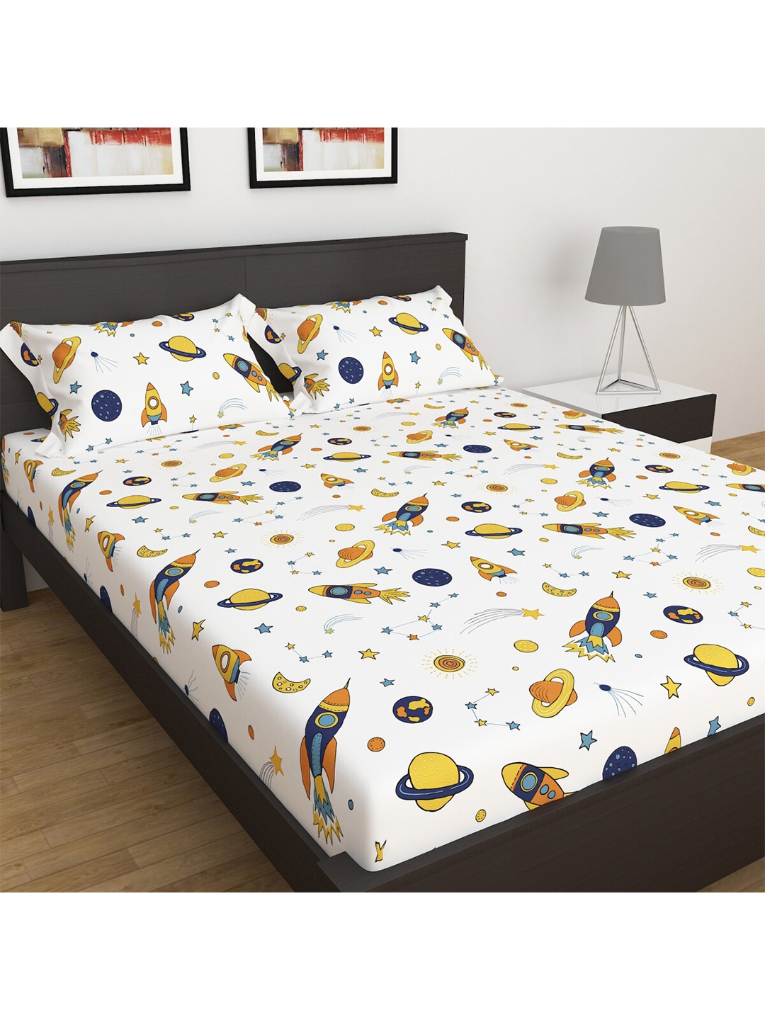 

Home Centre White Slate 3 Piece Space Printed Cotton Queen Bedsheet Set
