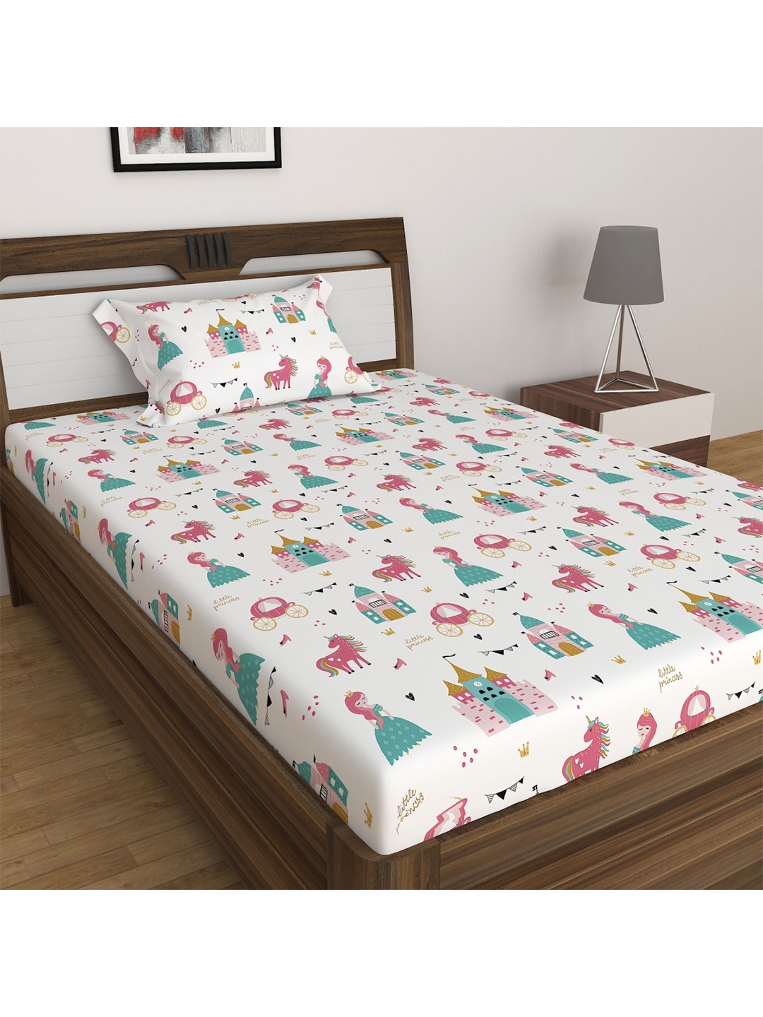 

Home Centre White & Pink Geometric 210 TC Single Bedsheet with 1 Pillow Covers