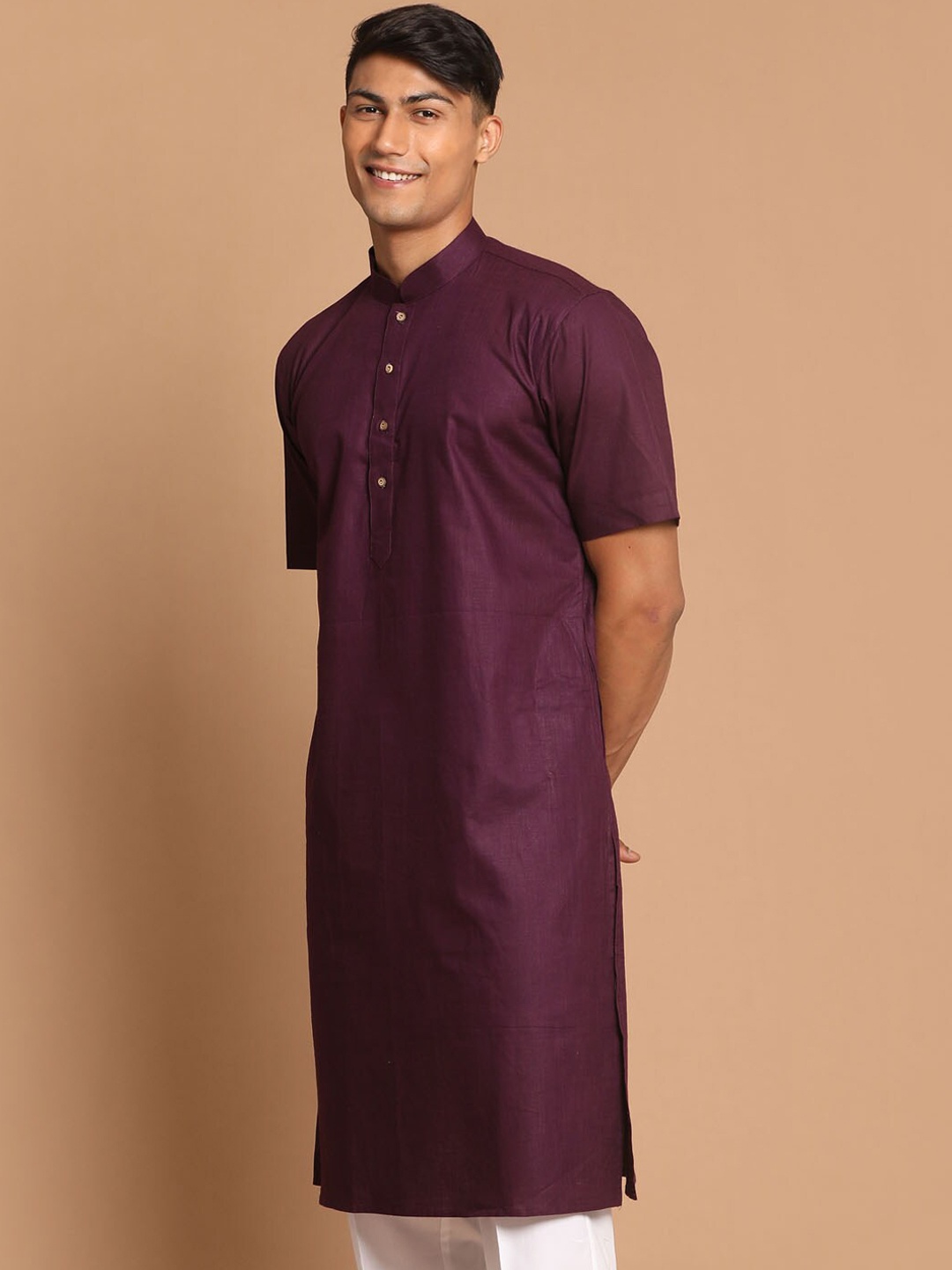 

VASTRAMAY Men Purple Solid Cotton Linen Blend Kurta