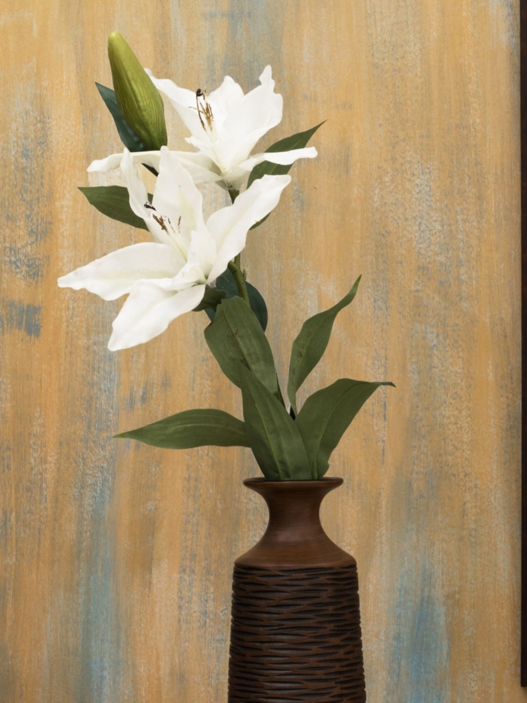 

Home Centre White & Green 1 Piece Artificial Lily Flower