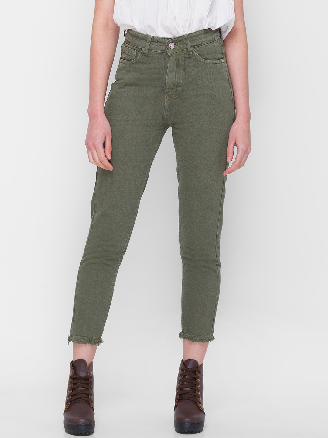 

ZOLA Women Green Slim Fit Frayed Cropped Breathable Cotton Jeans