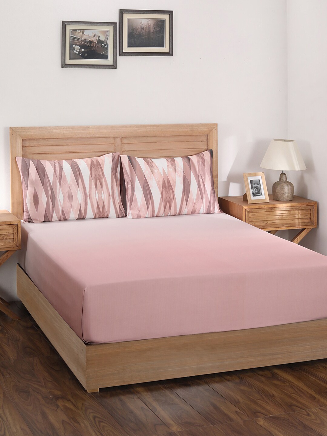 

MASPAR Pink & White 400 TC King Solid Cotton Bedsheet with 2 Pillow Covers