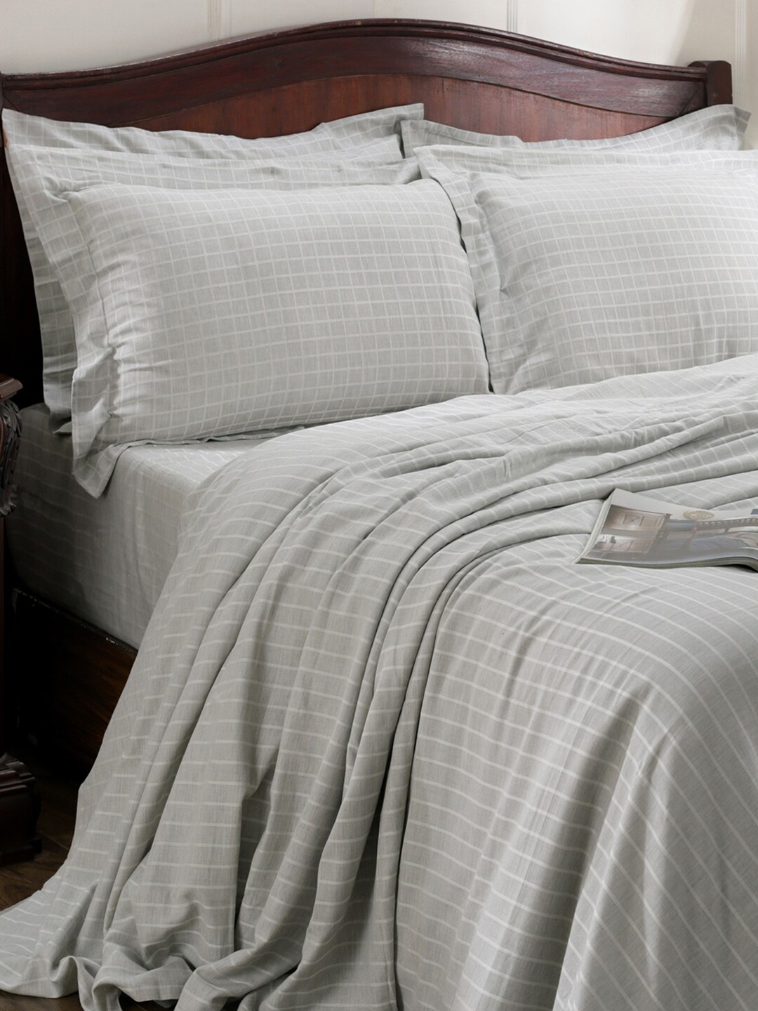 

MASPAR Grey Striped 300 TC Cotton King Bedsheet with 2 Pillow Covers