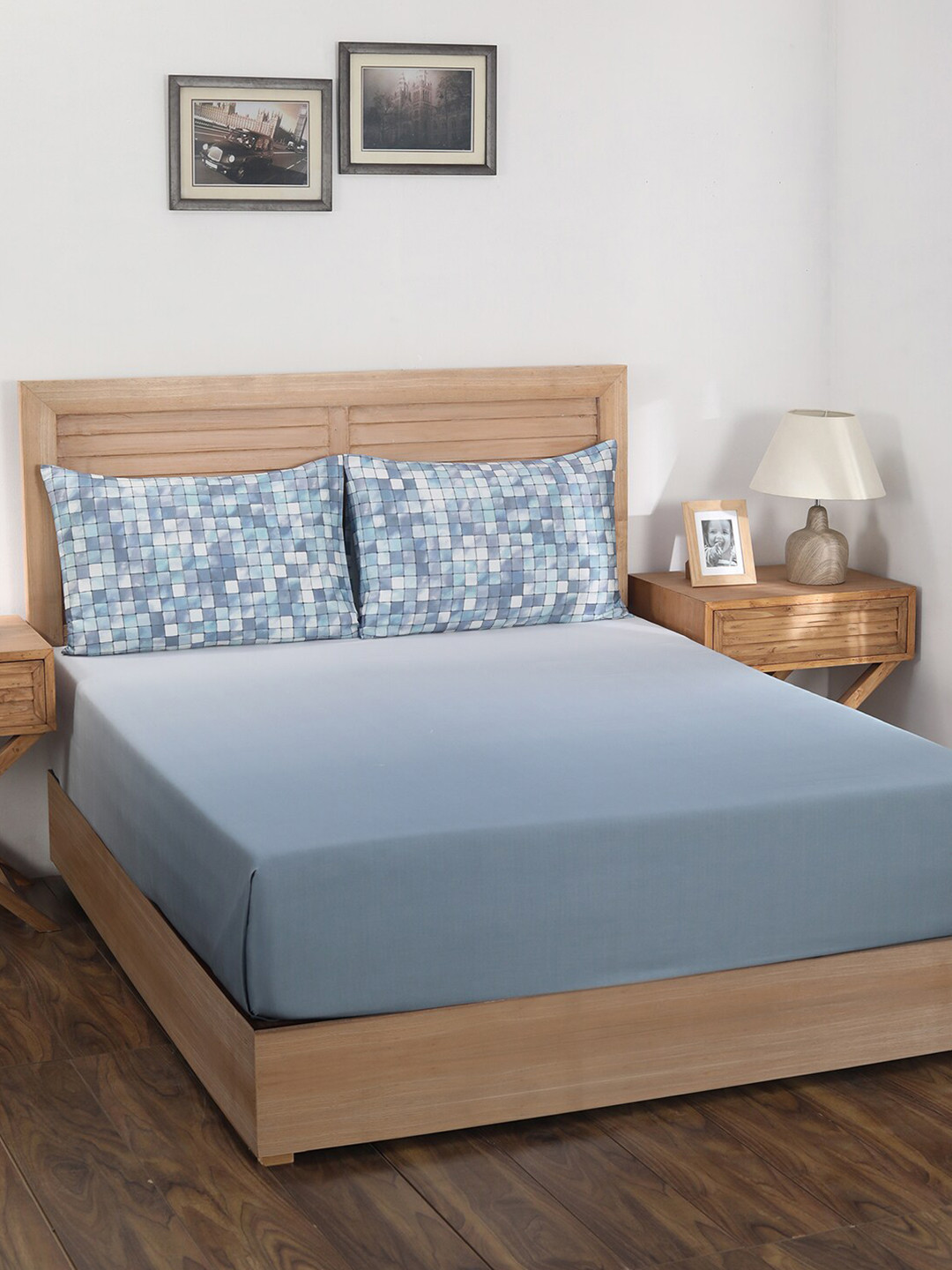 

MASPAR Blue & White 400 TC King Printed Cotton Bedsheet with 2 Pillow Covers