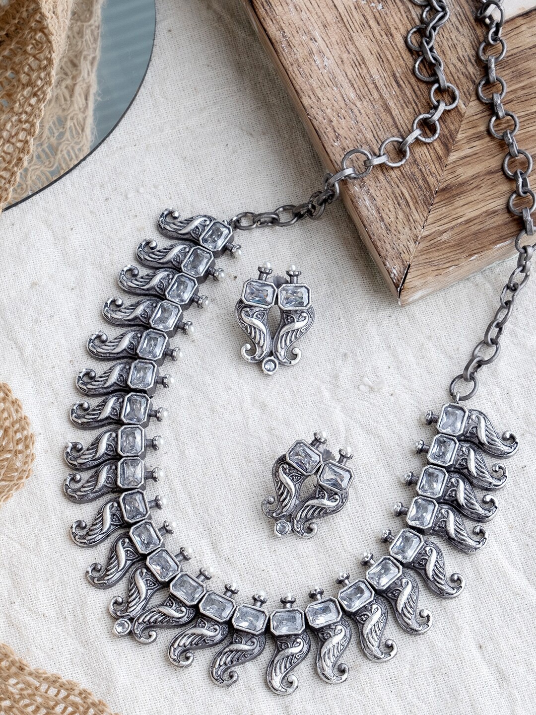 

Infuzze Women Silver-Plated Oxidised Jewellery Set