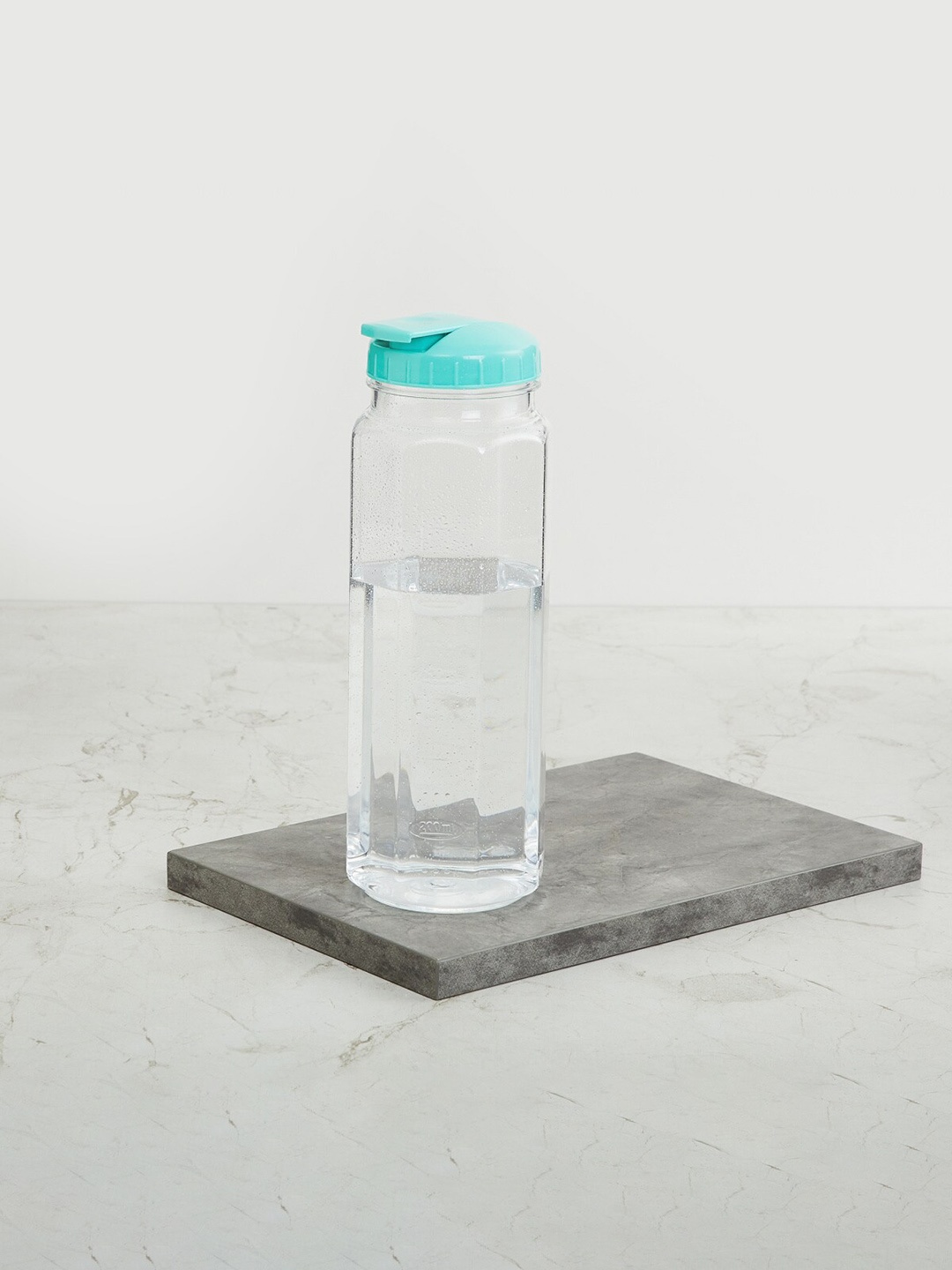 

Home Centre Blue Solid Sipper Water Bottle