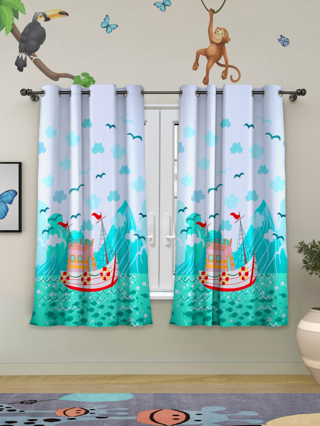 

ROSARA HOME White & Green Set of 2 Geometric Window Curtain
