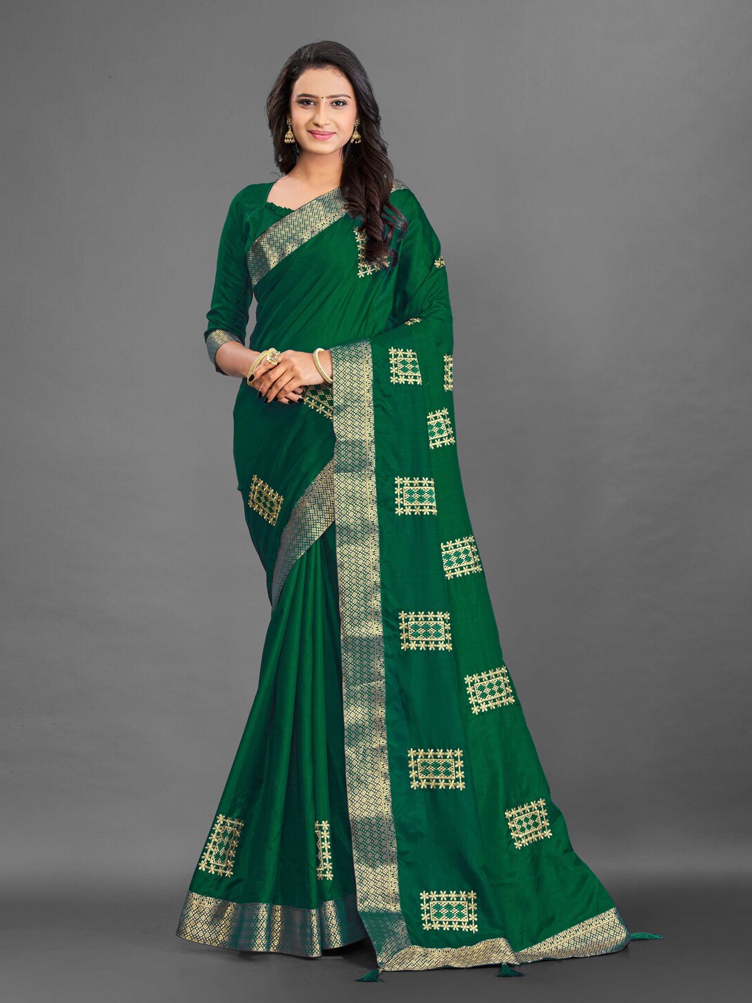 

KALINI Green & Gold-Toned Floral Zardozi Silk Blend Heavy Work Ikat Saree