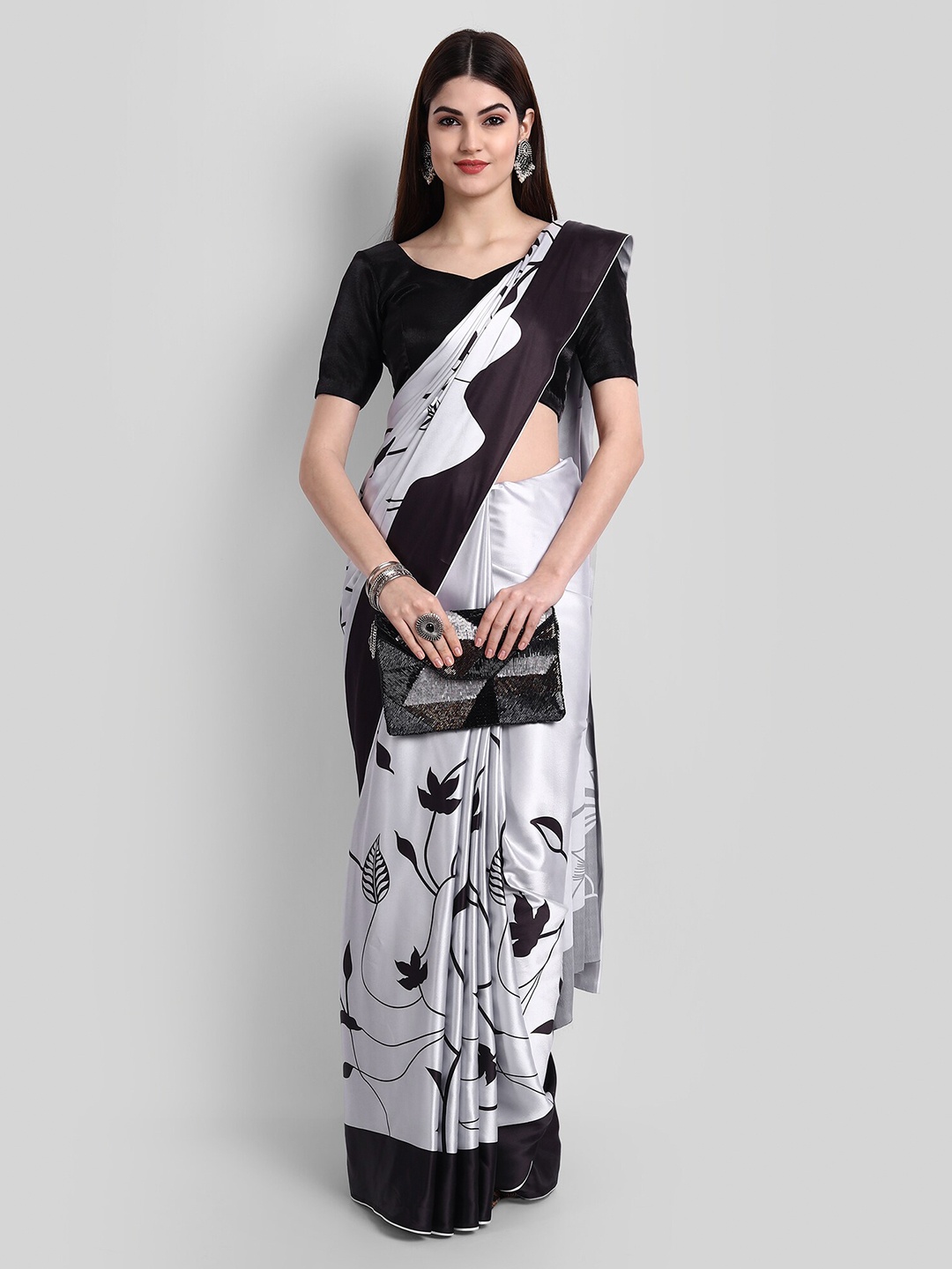 

KALINI Silver-Toned & Black Floral Satin Block Print Saree