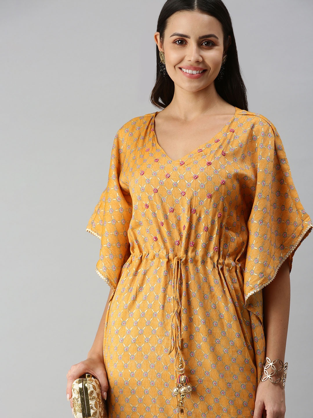 

SHOWOFF Women Mustard Yellow Floral Printed Flared Sleeves Kurta