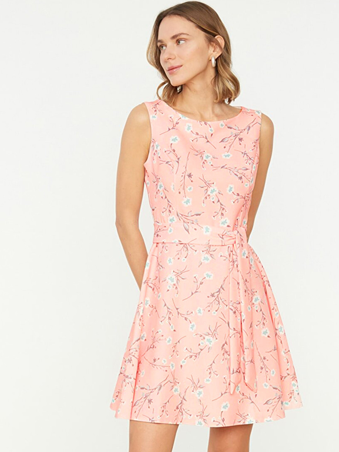 

Trendyol Women Pink & Green Floral Printed A-Line Dress with a Belt