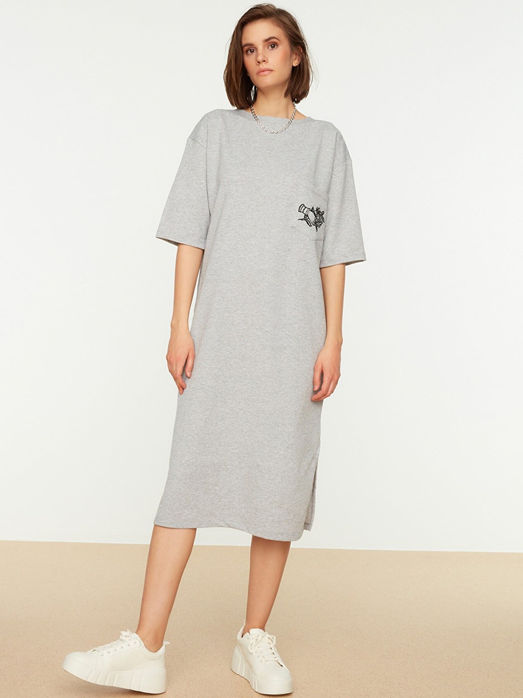 

Trendyol Grey Melange Pocket Print Detail T-shirt Midi Dress