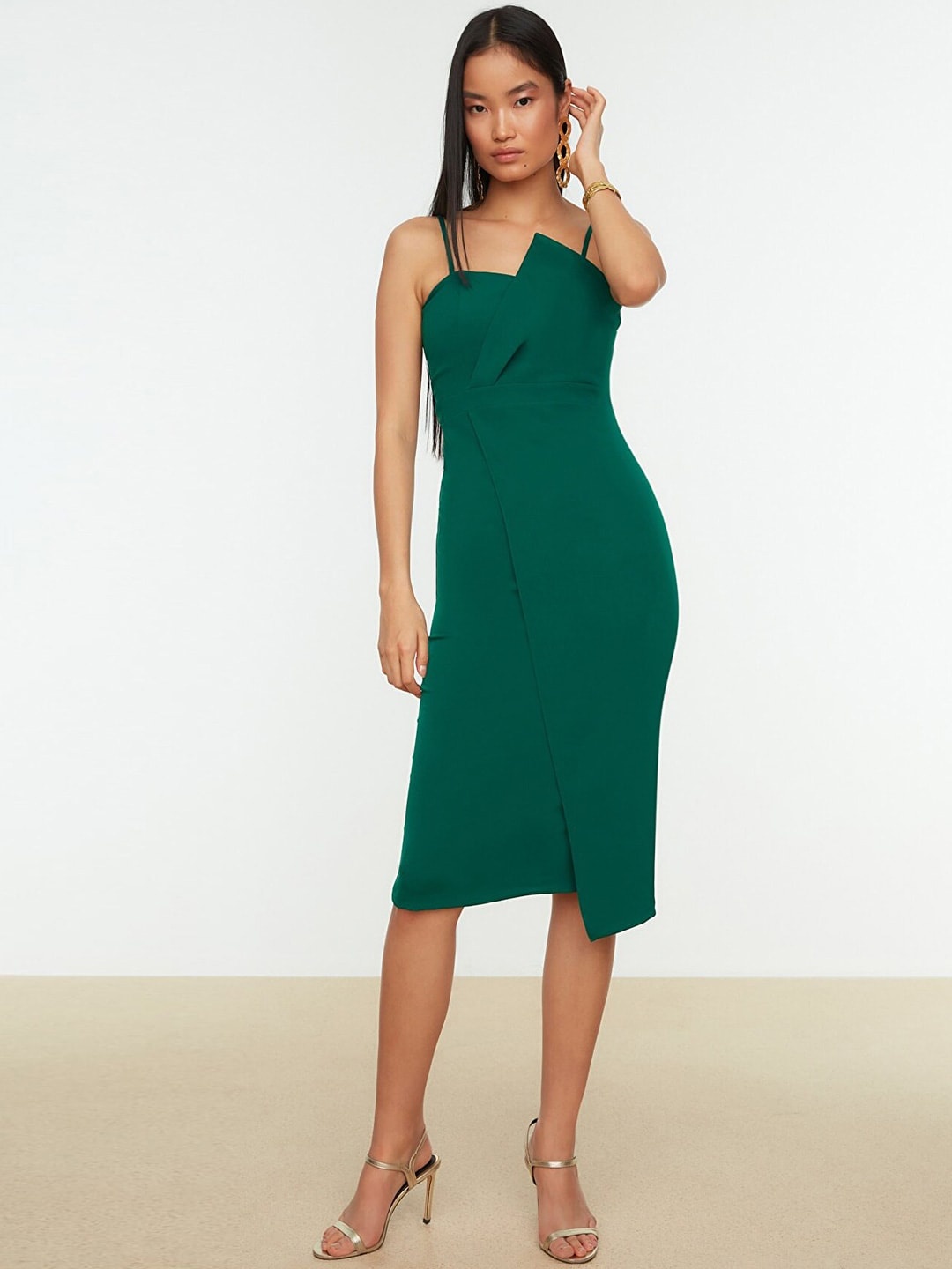 

Trendyol Green Solid Sheath Dress