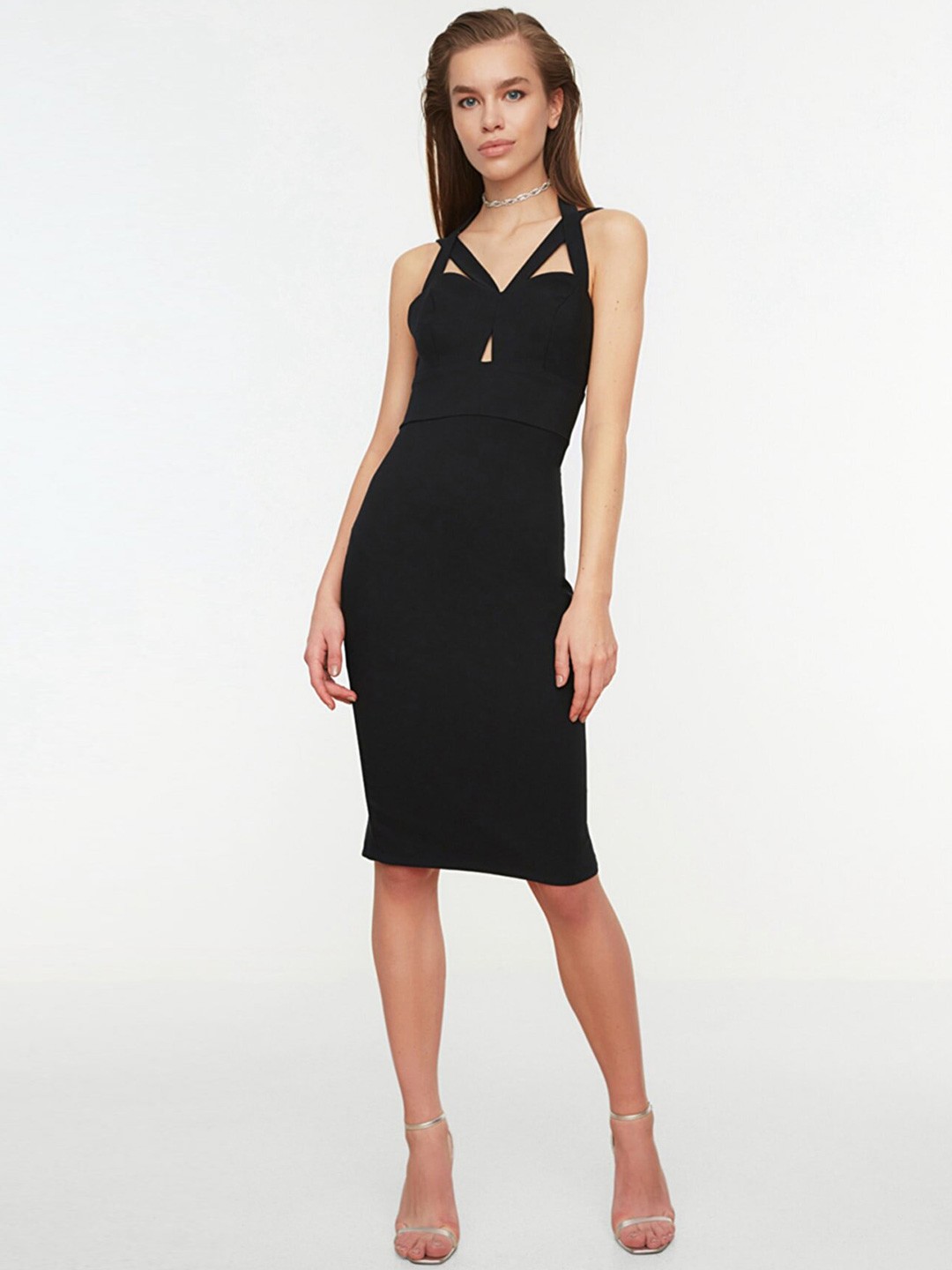 

Trendyol Black Solid Sheath Dress with Cut Out Detail