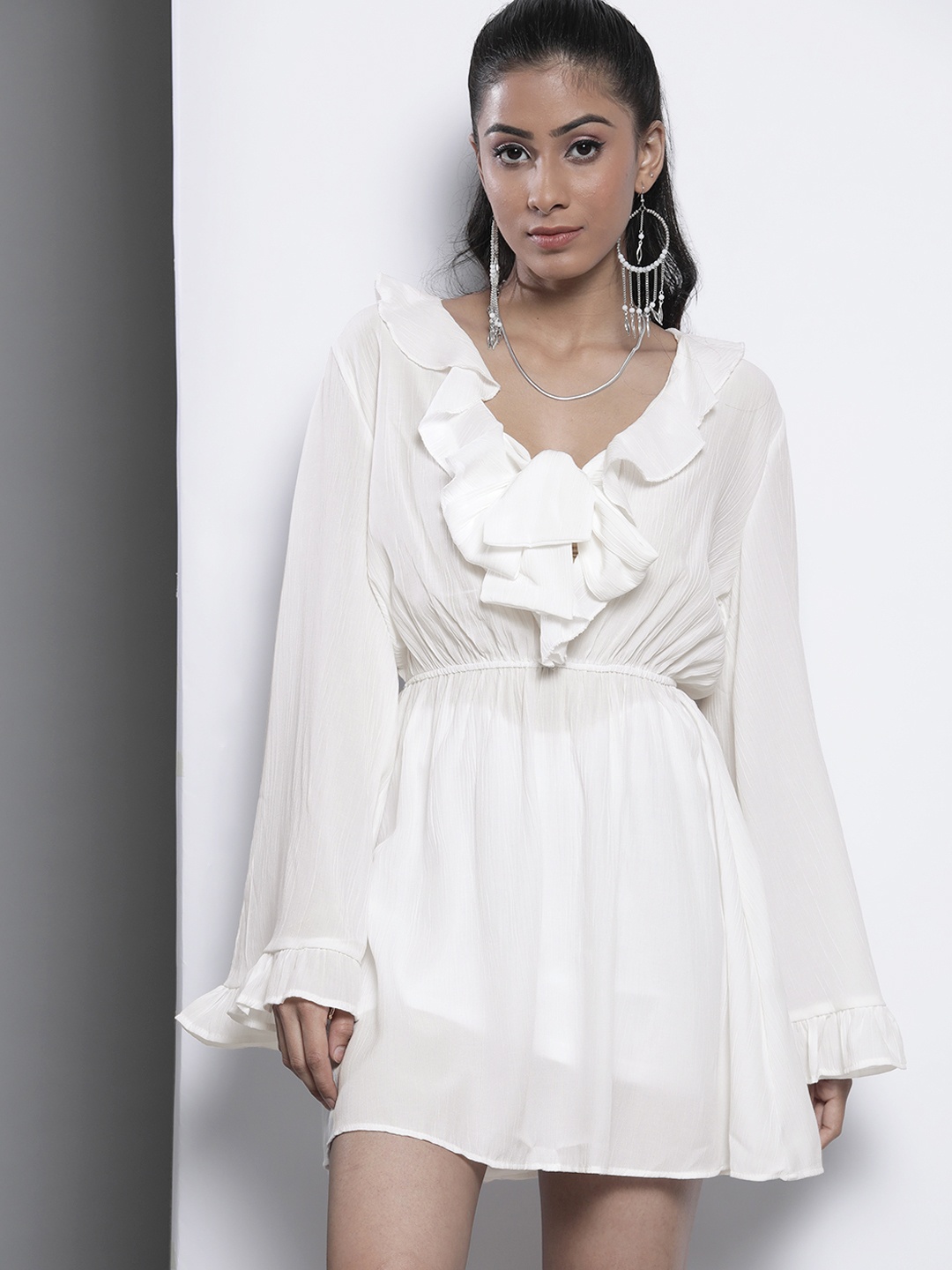 

Trendyol White Solid Tie-Up Neck A-Line Dress