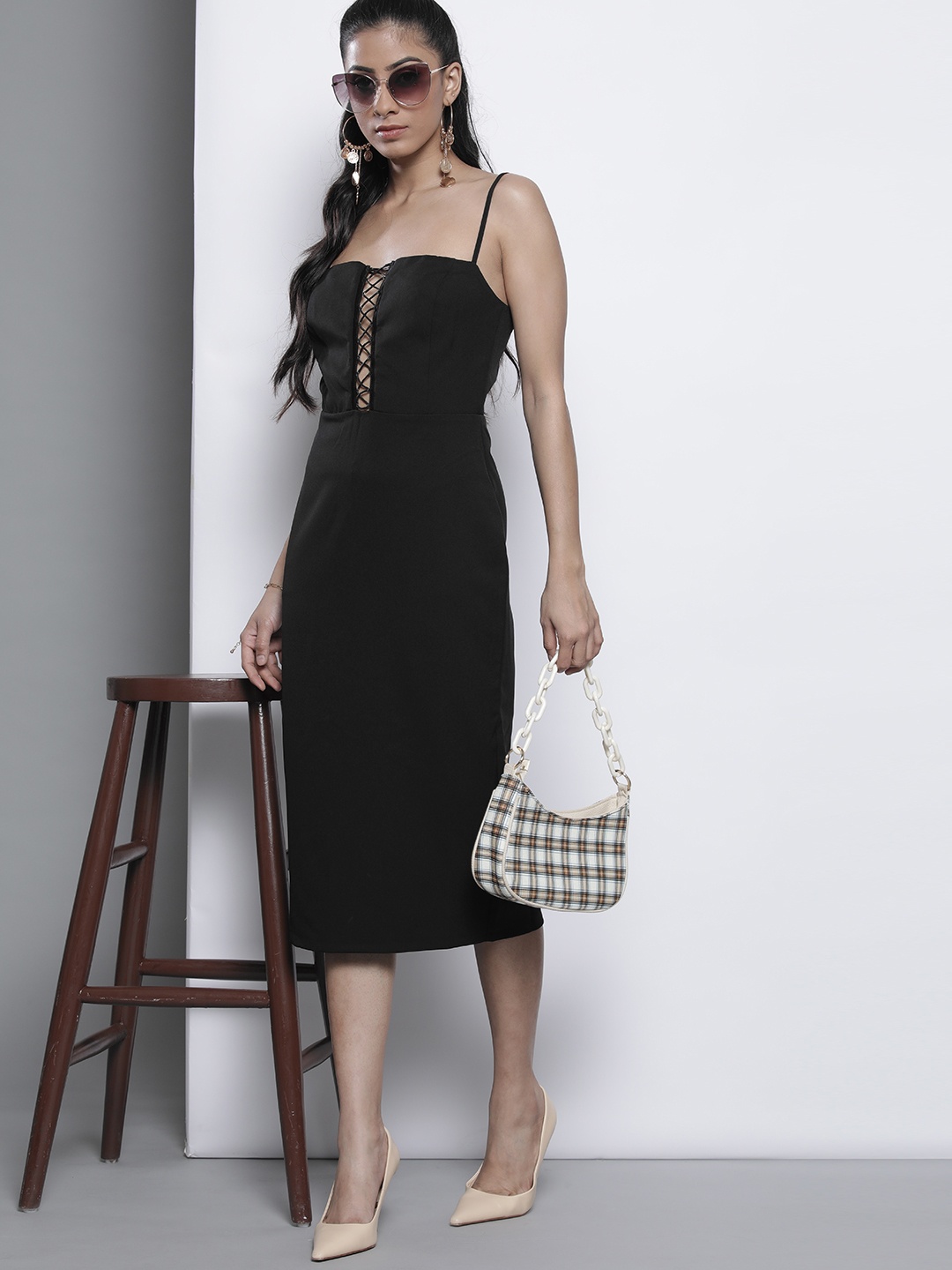 

Trendyol Black Solid Lace-Up Midi Sheath Dress