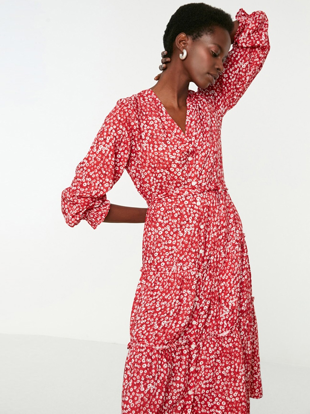 

Trendyol Women Red & White Floral Printed A-Line Midi Dress Comes with a Belt