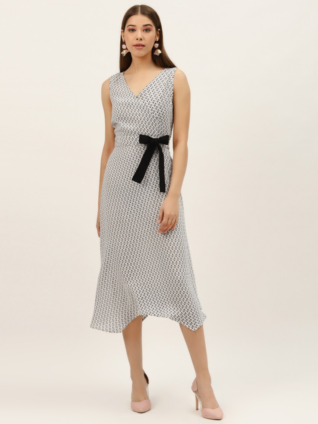 

DODO & MOA Women White & Black A-Line Midi Dress
