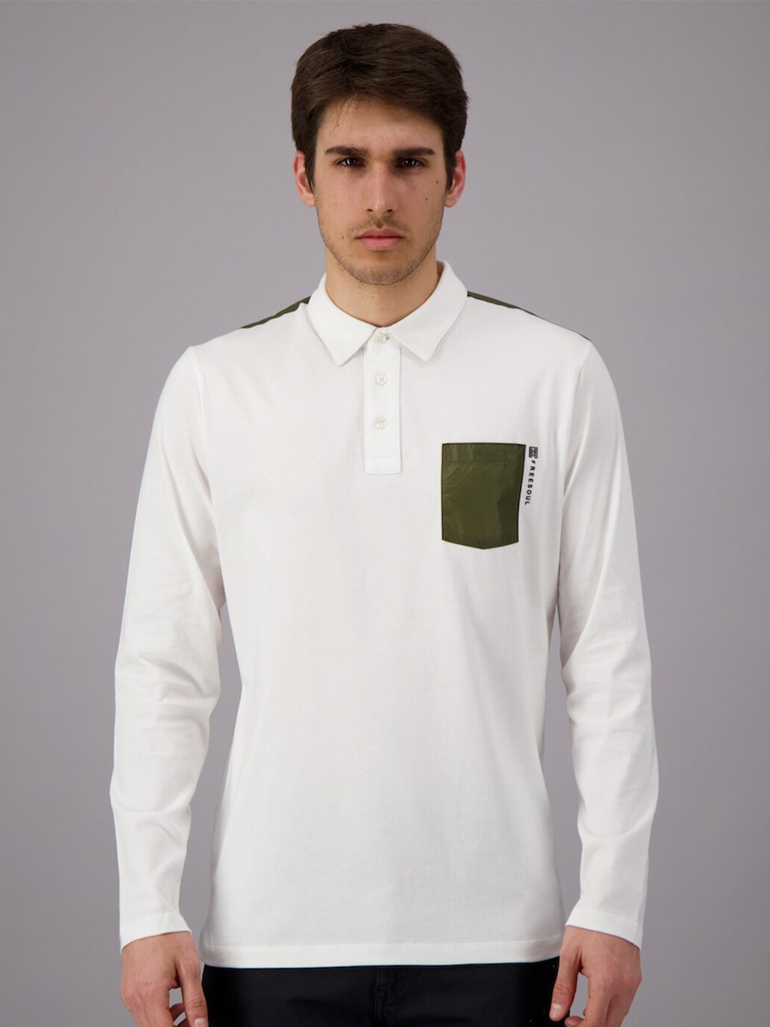 

FREESOUL Men White & Black Polo Collar T-shirt