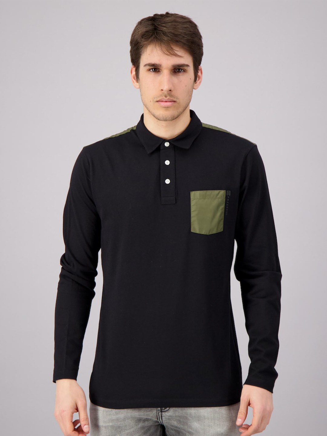 

FREESOUL Men Black Polo Collar Pure Cotton Pockets T-shirt
