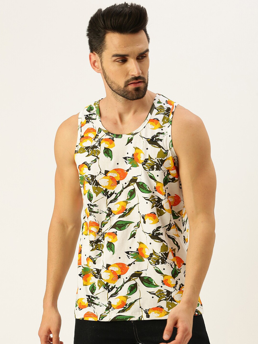

VEIRDO Men White & Green Conversational Printed Cotton T-shirt