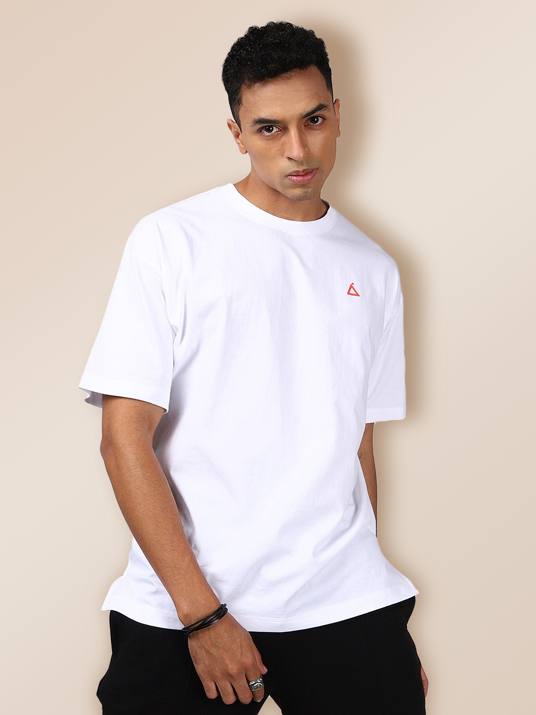 

KRA Men White Loose Cotton T-shirt