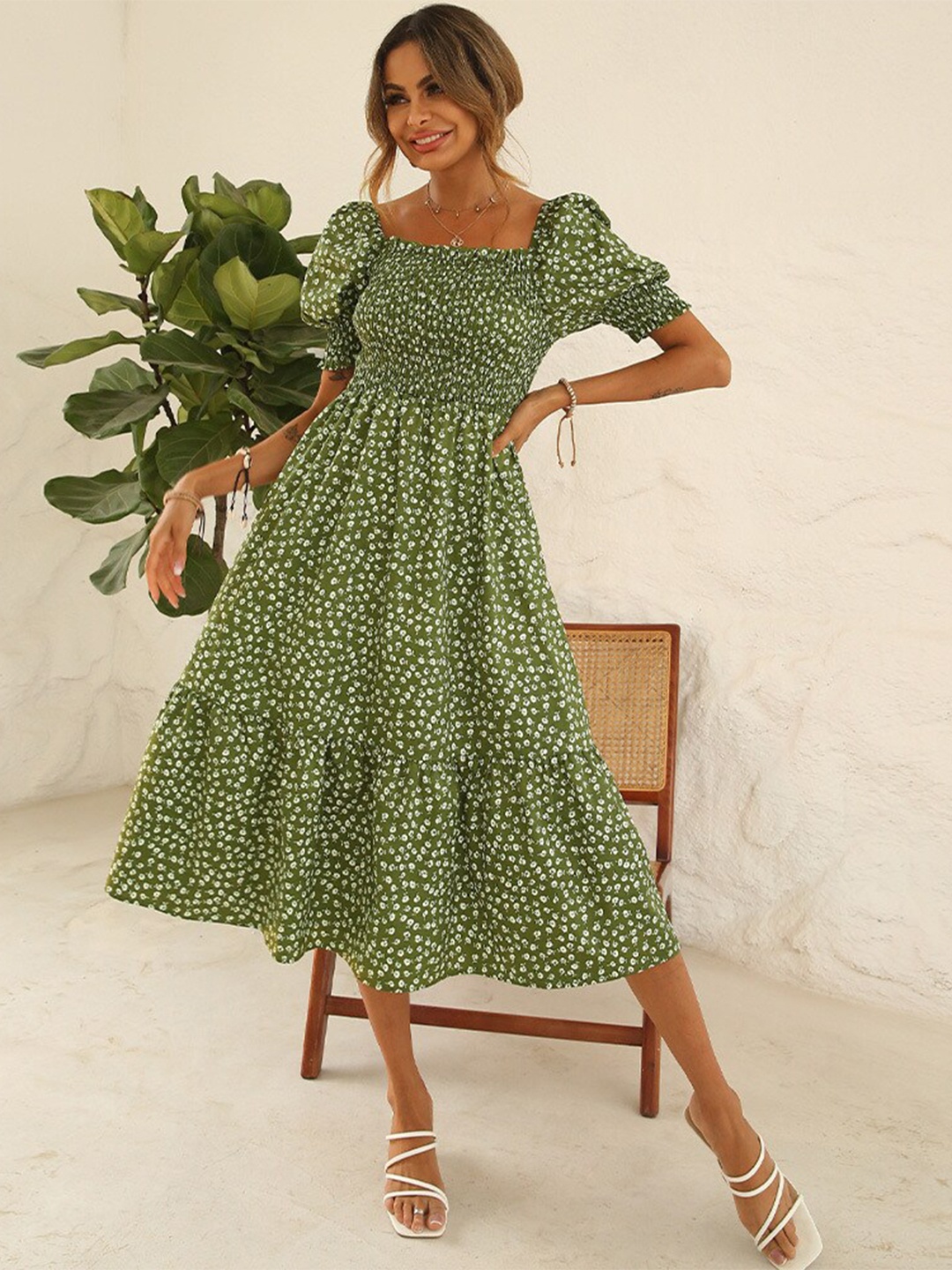 

La Aimee Women Green & White Floral A-Line Midi Dress