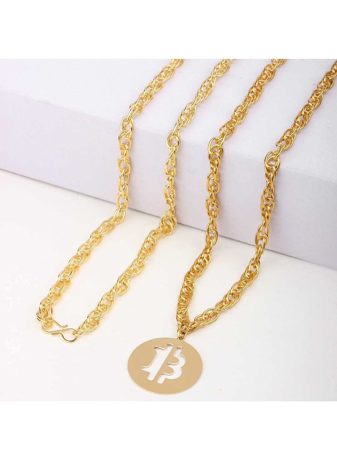 

Goldnera Men Gold-Plated Brass Pendant With Chain