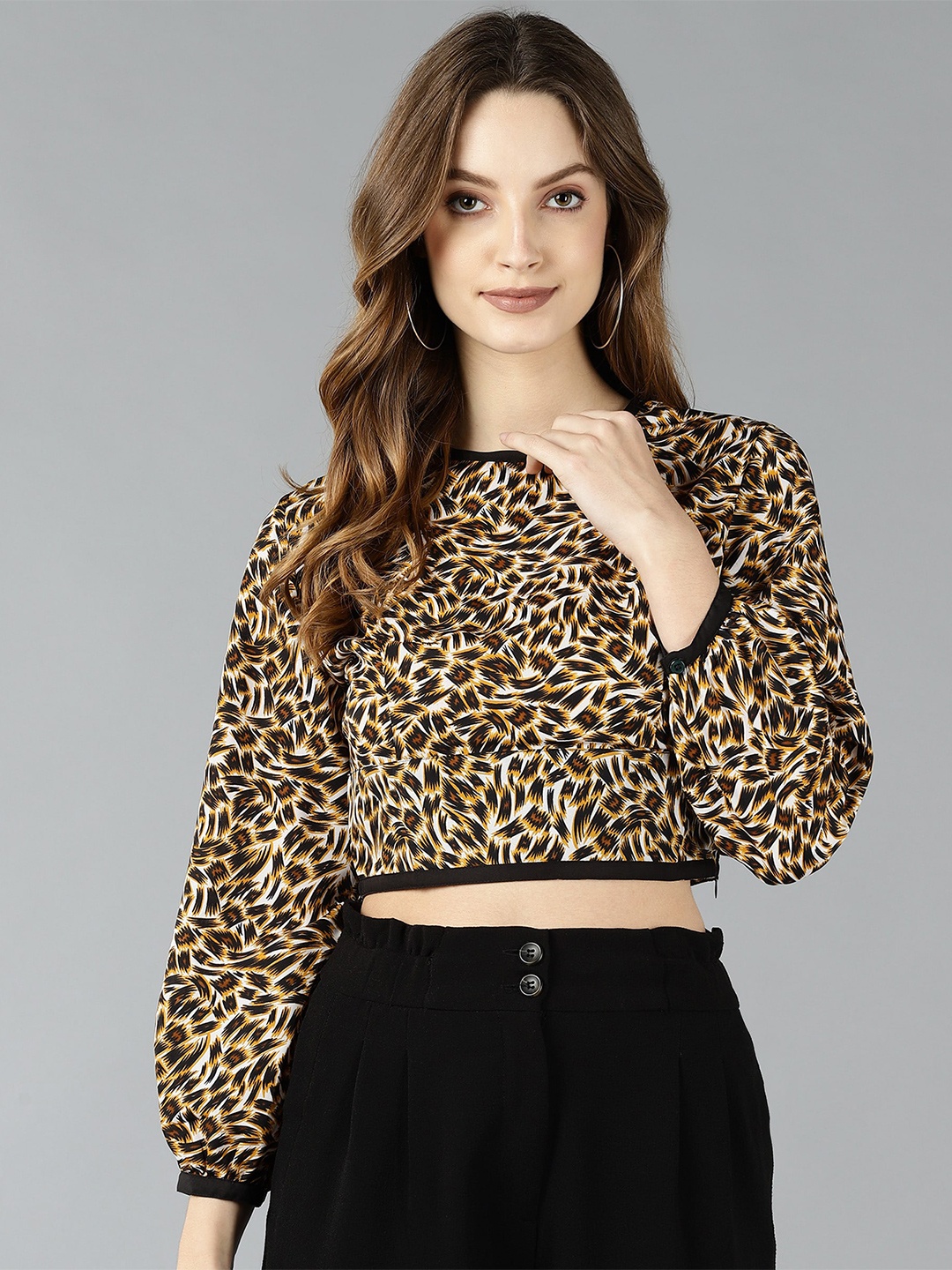 

ZNX Clothing Brown Animal Print Crepe Crop Top