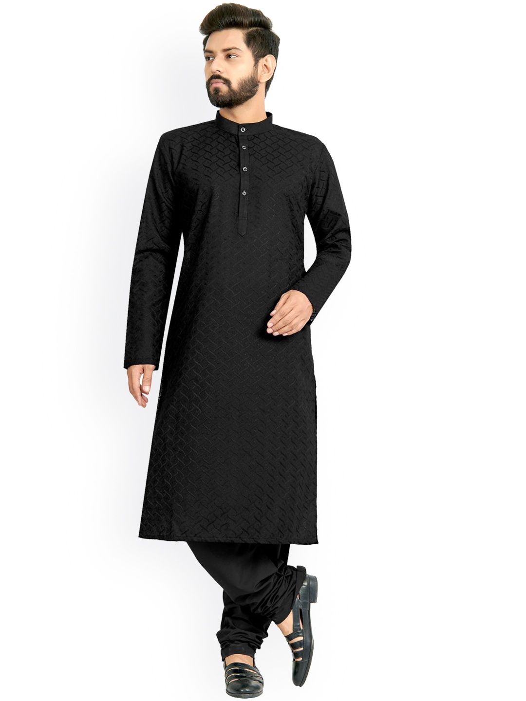 

Nimayaa Men Black Embroidered Kurta with Churidar