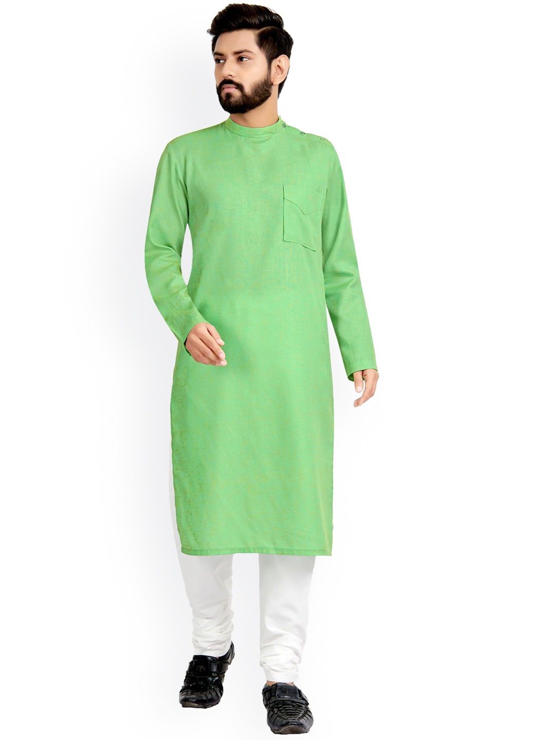 

Nimayaa Men Green Solid Straight Kurta With Churidar