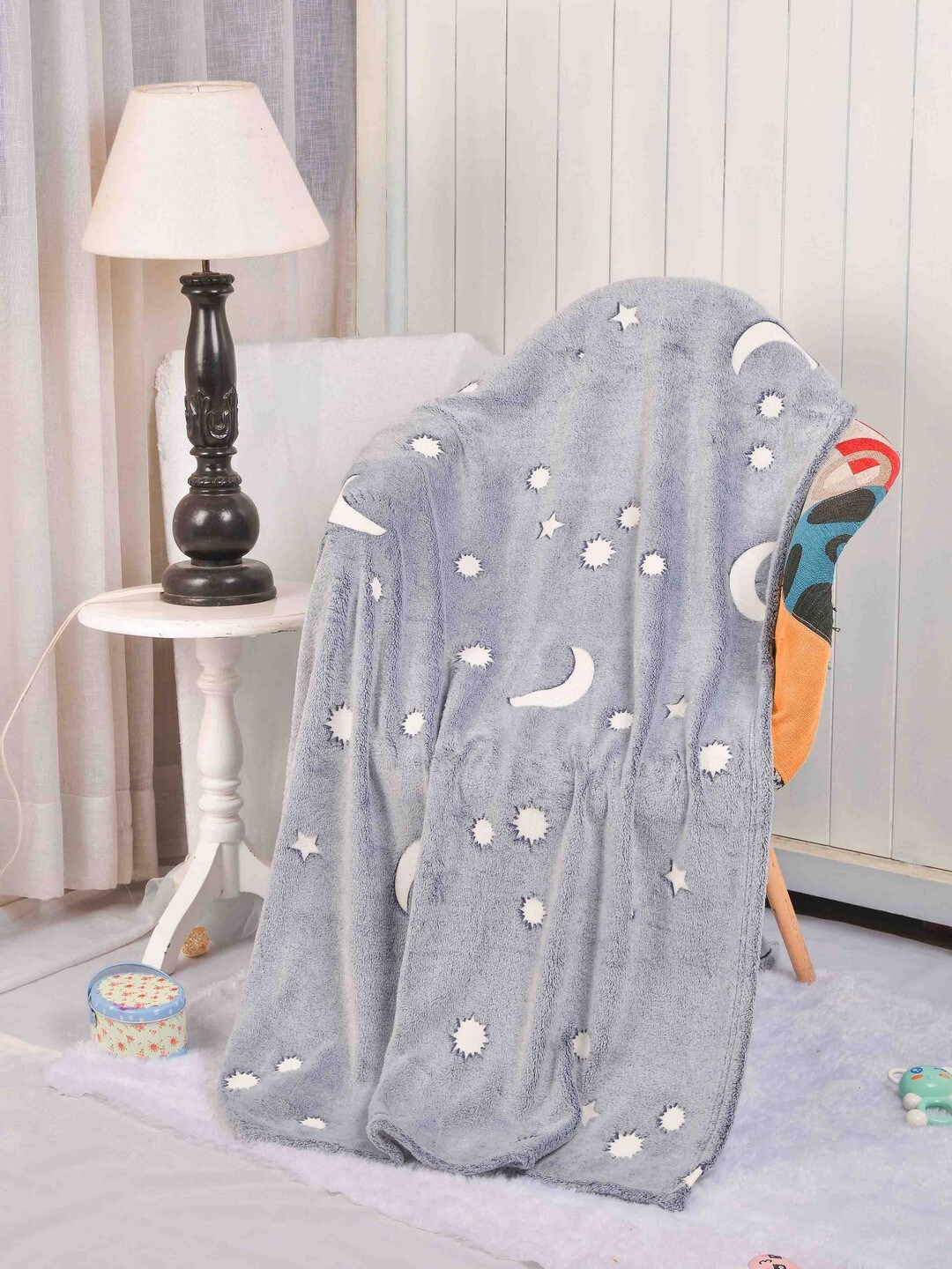 

POPLINS Unisex Kids Grey Muslin Fabric Self Design Glow in the Dark Single Bed Blanket