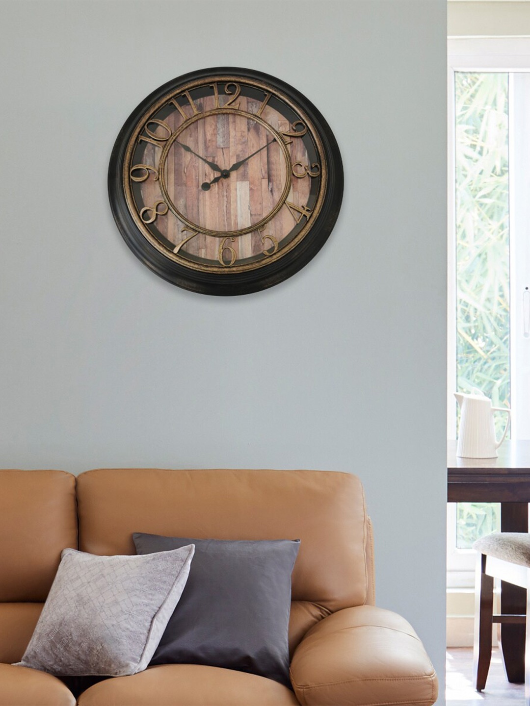 

Home Centre Black Traditional 40 cm Wall Clock