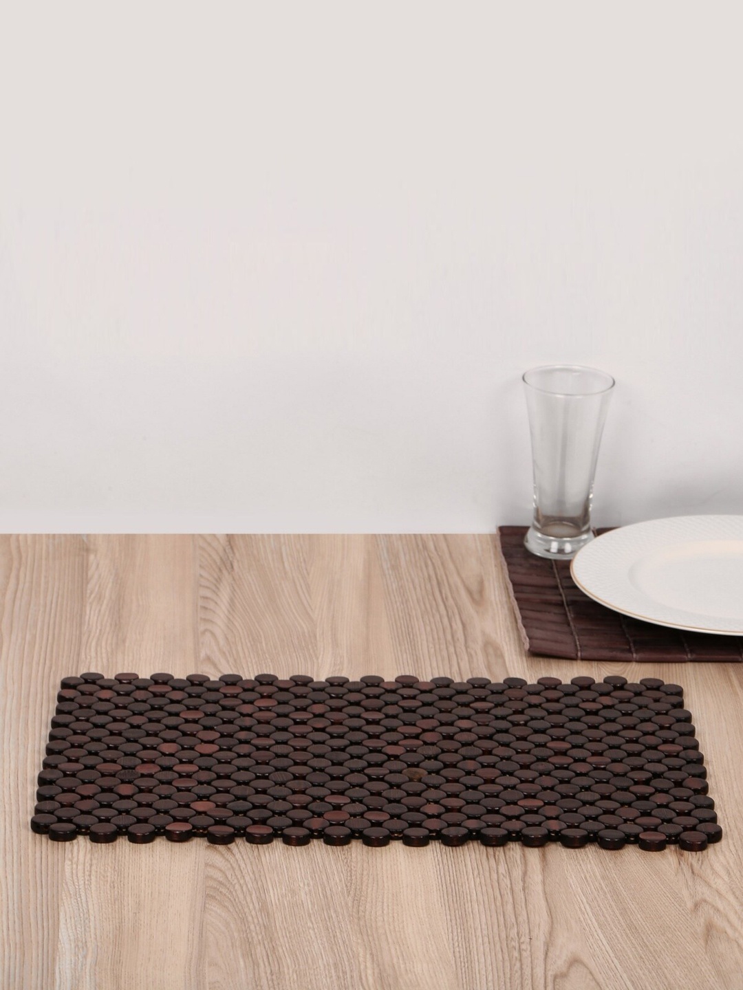 

Home Centre Brown Rivet Solid Table Placemats