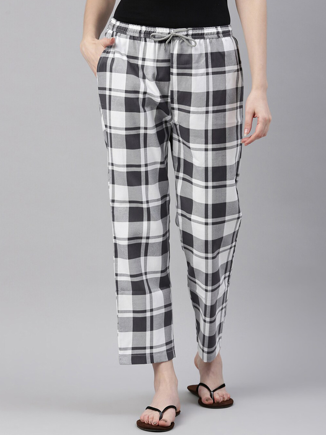 

Kryptic Women White And Black Checked Lounge Pants
