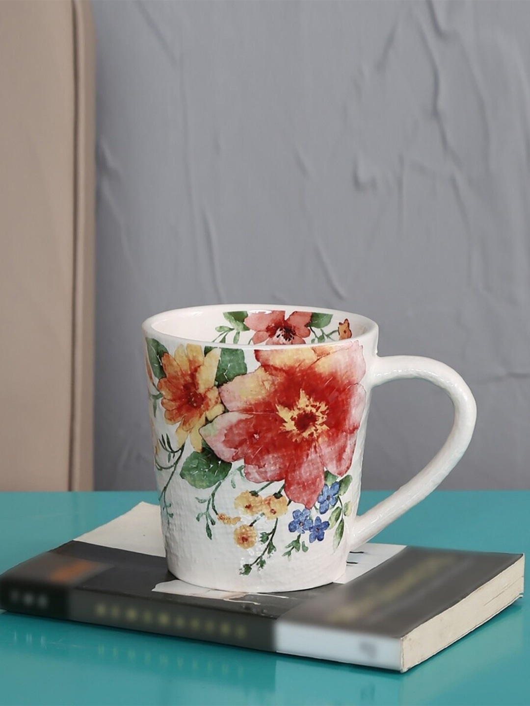 

Home Centre White & Red Floral Printed Alora Ceramic Glossy Mug