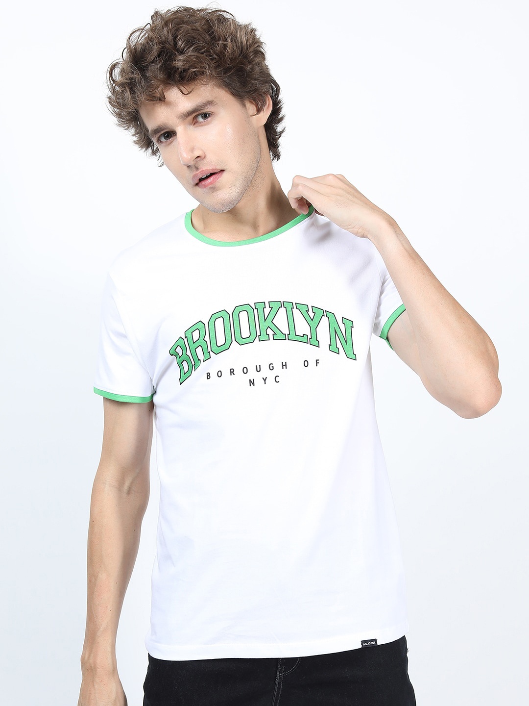 

HIGHLANDER Men White Typography Printed Slim Fit T-shirt