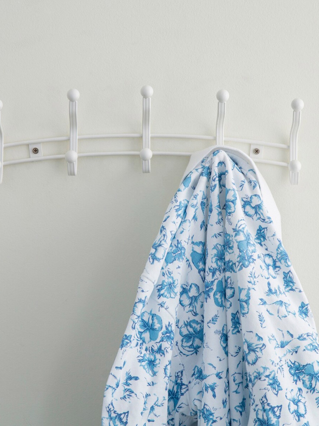 

Home Centre White Dual Wall Hook with 5 Knob