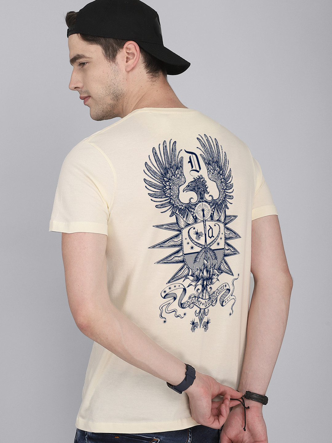 

Free Authority Men Off White Fantastic Beasts Printed Front And Back Tshirt
