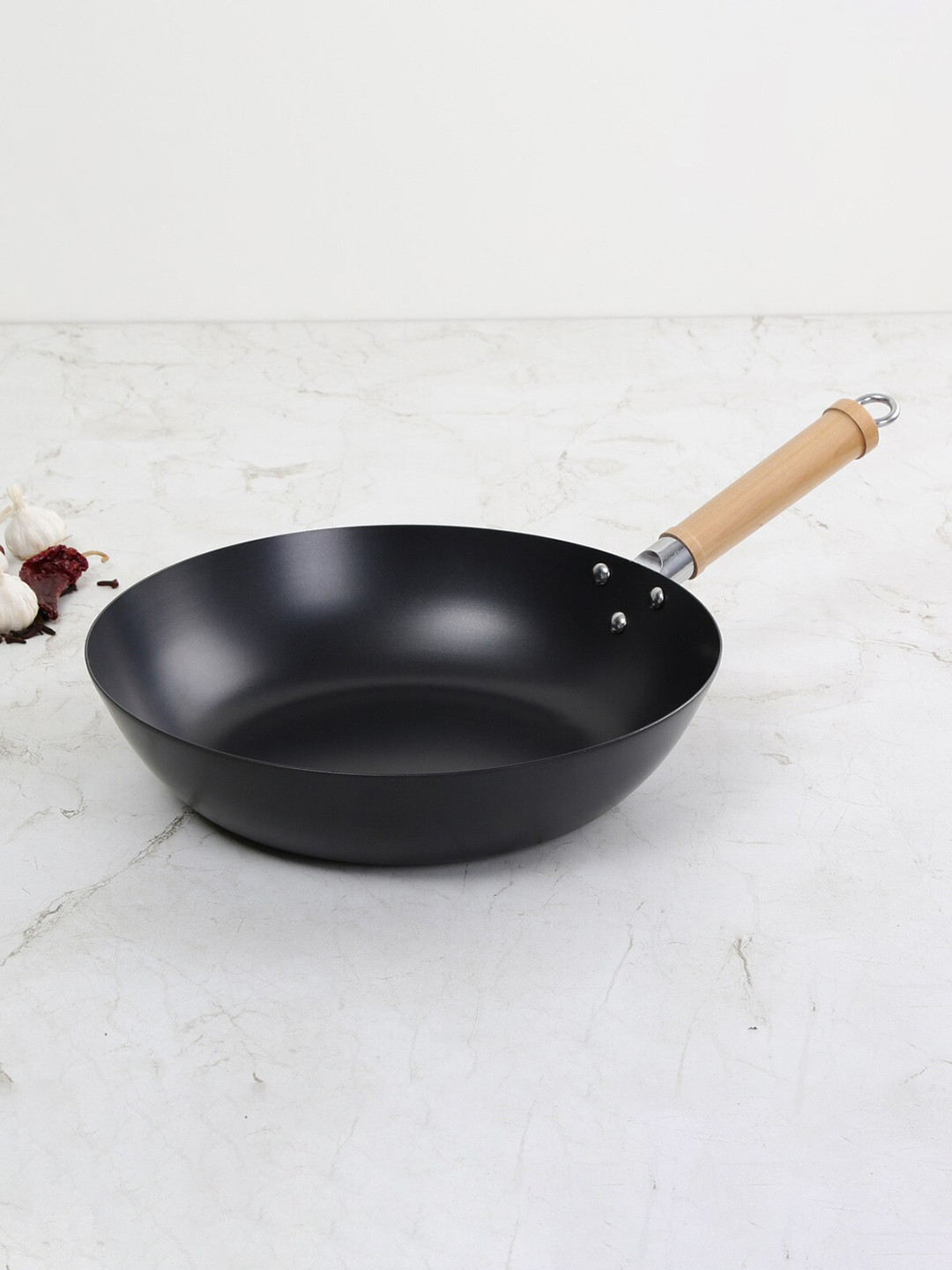 

Home Centre Black Altos Dolmen Stir Wok