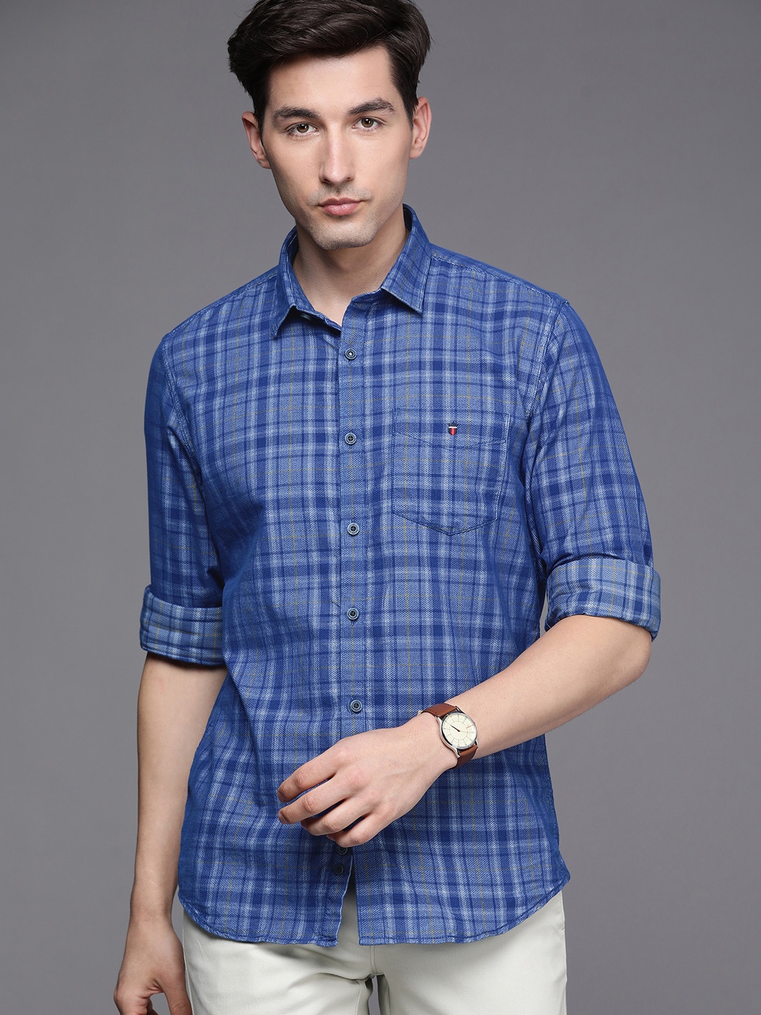 

Louis Philippe Sport Men Blue Slim Fit Checked Pure Cotton Casual Shirt