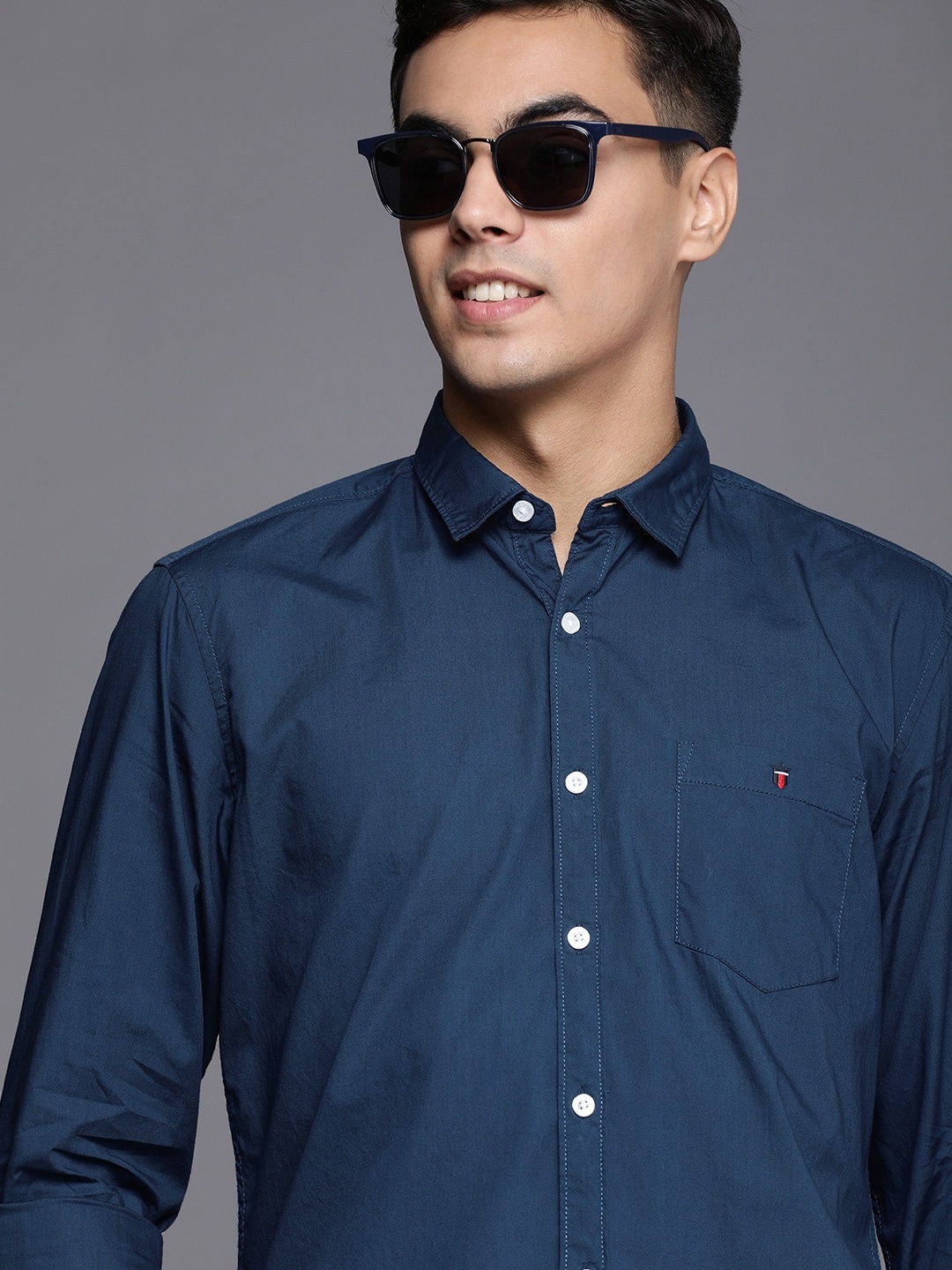 

Louis Philippe Jeans Men Navy Blue Slim Fit Casual Pure Cotton Shirt