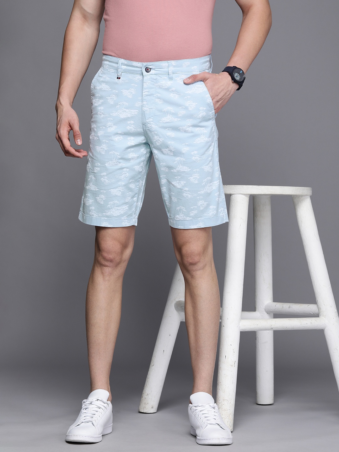 

Louis Philippe Sport Men Blue Conversational Printed Slim Fit Regular Shorts