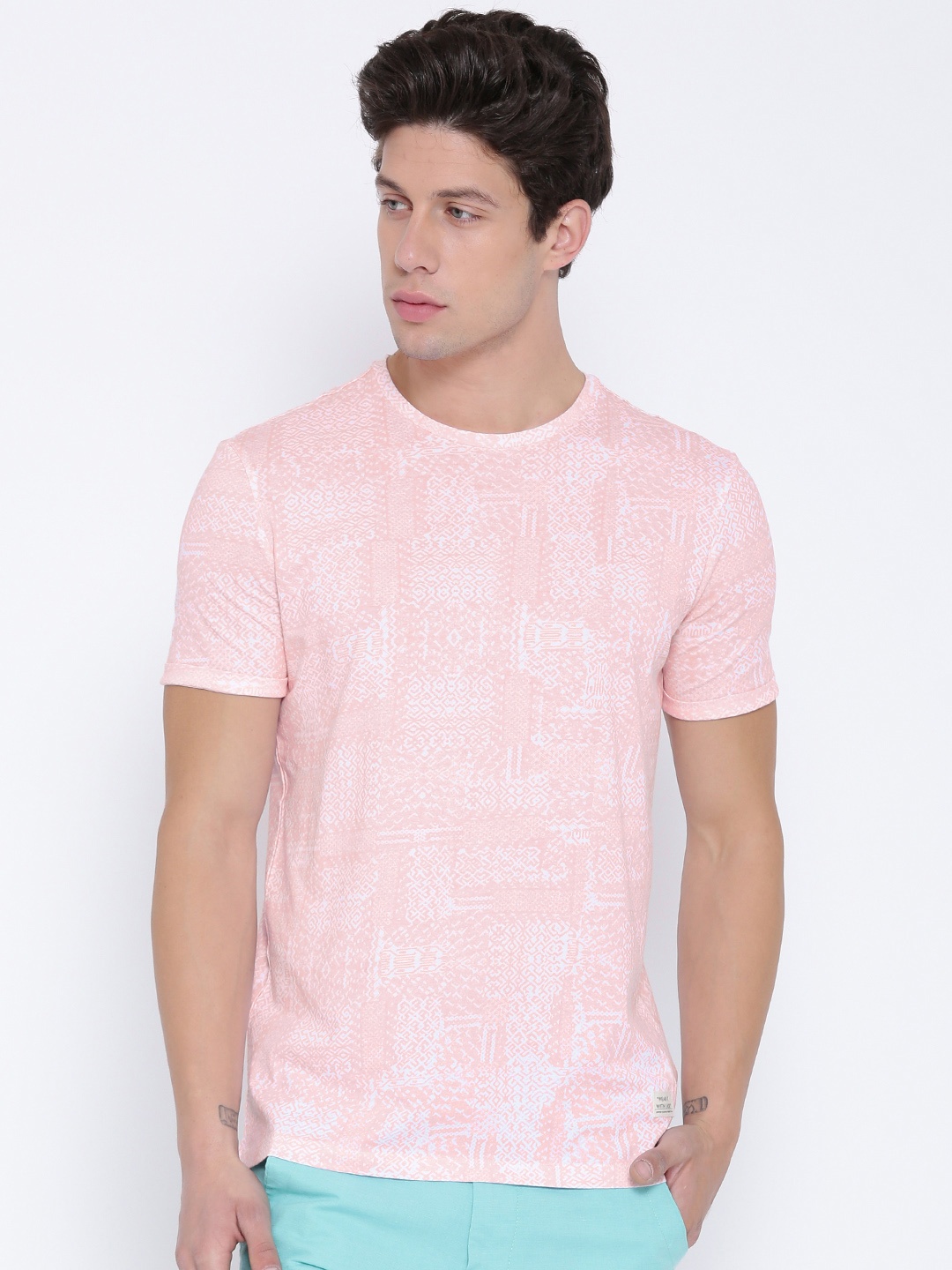 

United Colors of Benetton Men Pink Printed Round Neck T-shirt