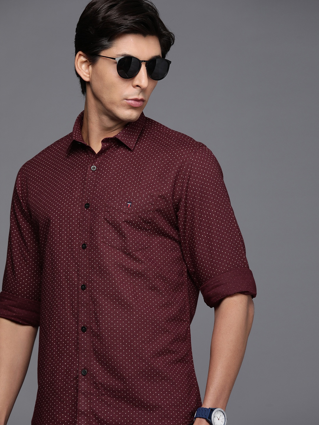 

Louis Philippe Sport Men Maroon Slim Fit Ditsy Printed Pure Cotton Casual Shirt