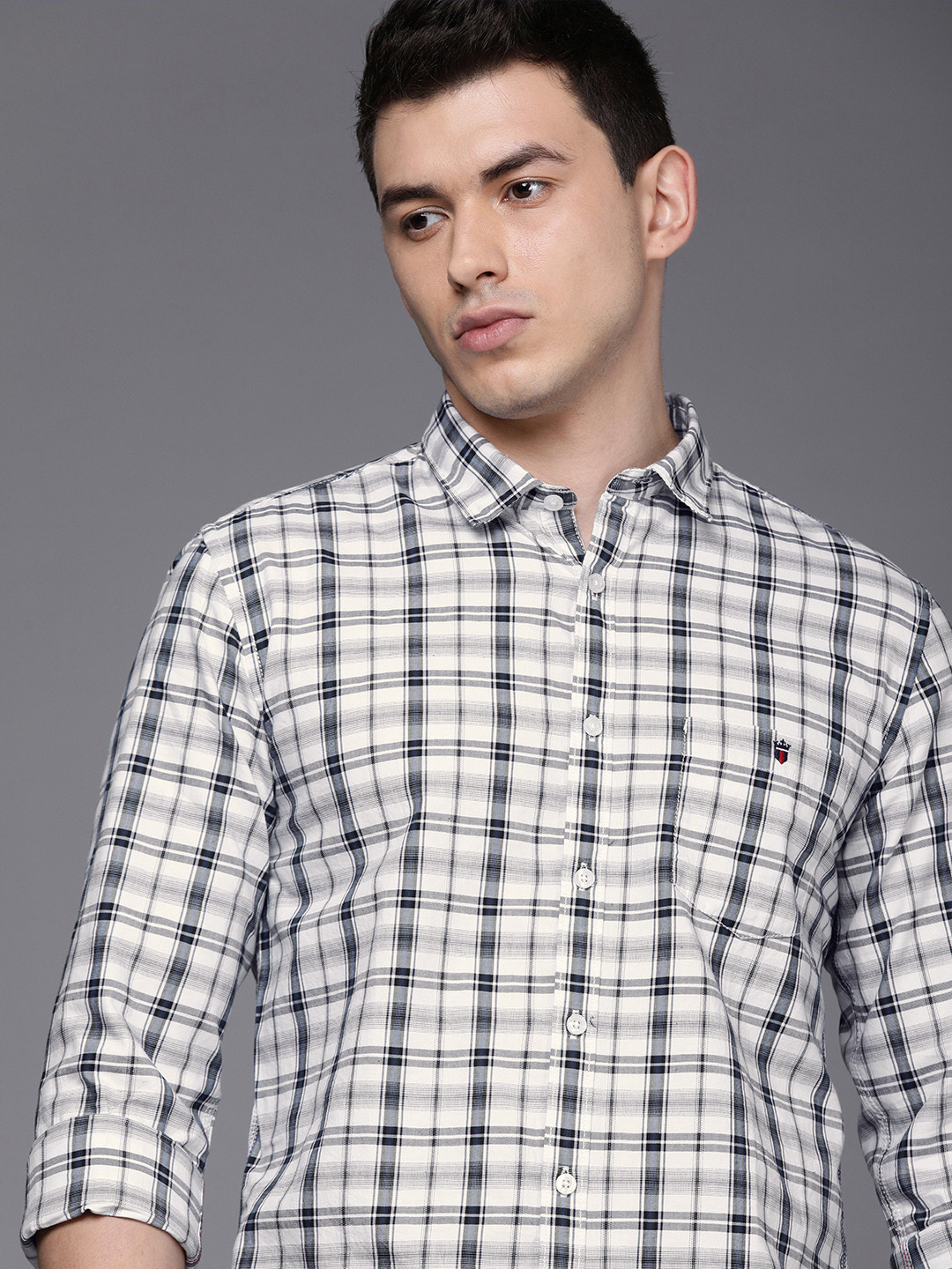 

Louis Philippe Jeans Men Black & White Tartan Checks Slim Fit Pure Cotton Casual Shirt, Blue