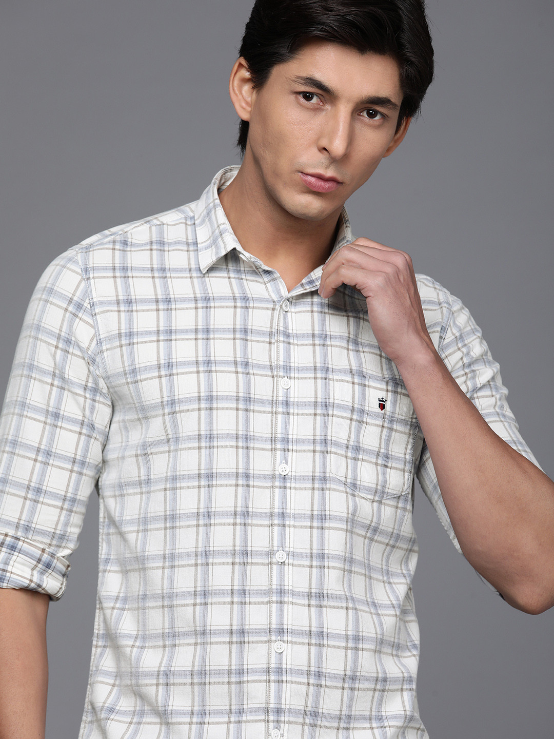 

Louis Philippe Sport Men White And Blue Super Slim Fit Checked Pure Cotton Casual Shirt
