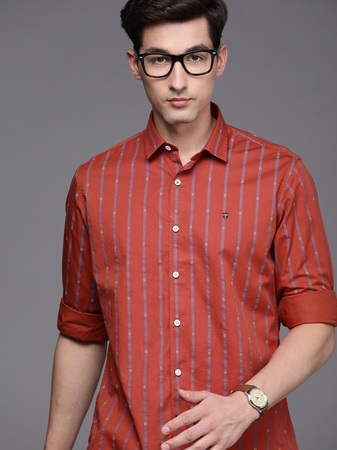 

Louis Philippe Sport Men Red Slim Fit Striped Pure Cotton Casual Shirt