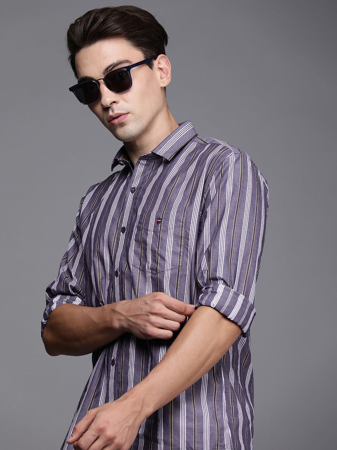 

Louis Philippe Sport Men Blue Slim Fit Striped Pure Cotton Casual Shirt